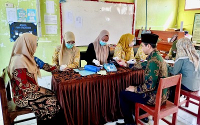 MTsN 10 Kuningan Gelar Skrining Kesehatan dan Distribusi Tablet Tambah Darah Bersama Puskesmas Cigandamekar