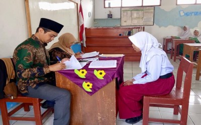 Seleksi Gelombang 1 Kelas Digital MTsN 10 Kuningan: Integrasi Tes Tulis dan Kemampuan TBQ