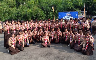 MTsN 10 Kuningan Kukuhkan 35 Pramuka Garuda pada Inaugurasi Tingkat Kwarcab Kuningan